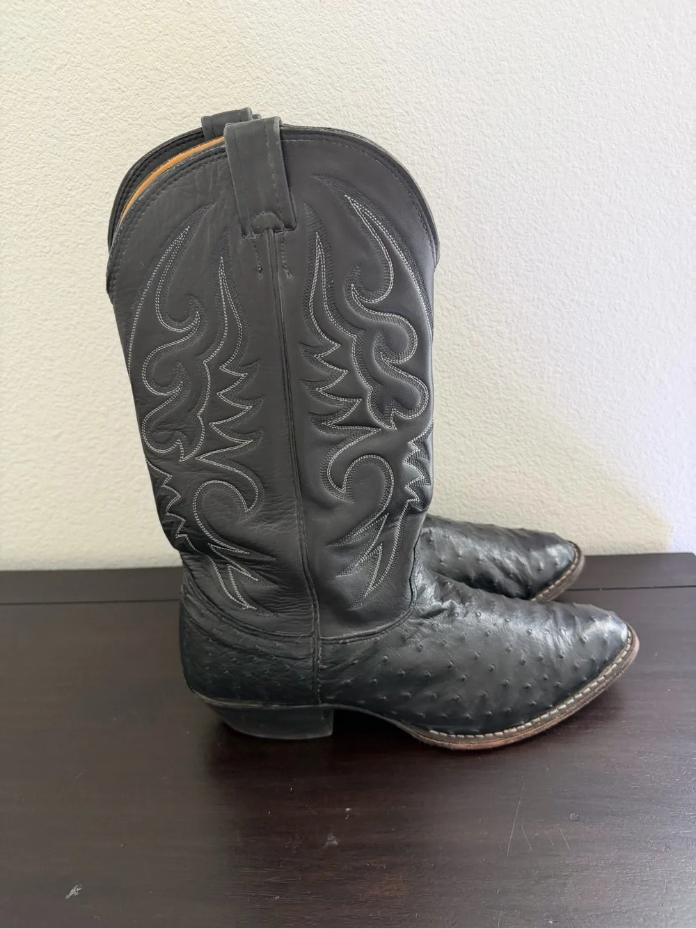 Vintage Larry Mahan Black Full Quill Ostrich Cowboy Boots White Stitching 10B M